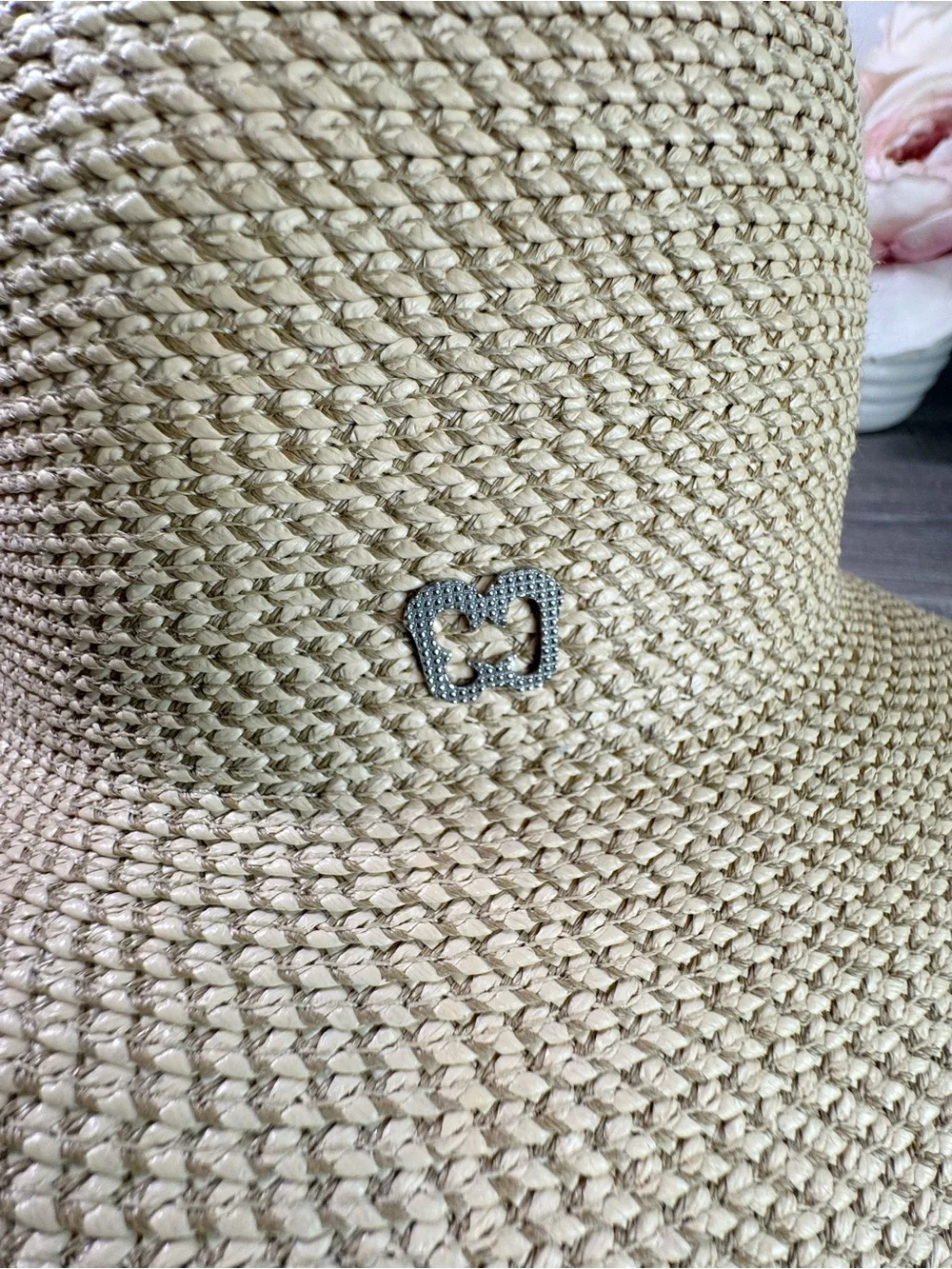 Eric Javits Hampton Limited Edition Full Coverage Peanut.Silver Squishee Hat